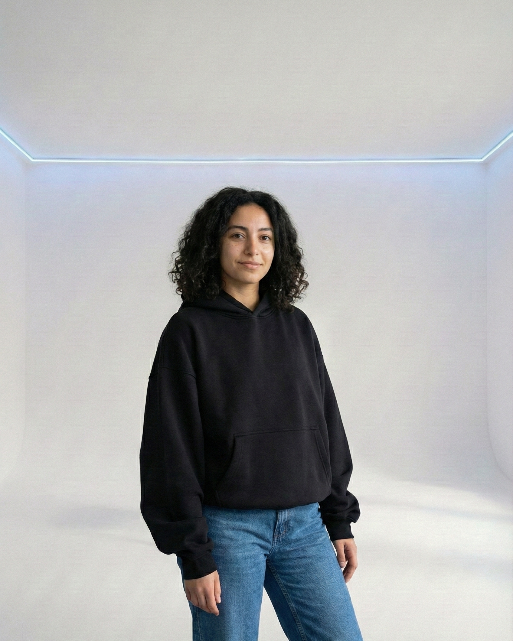 Black box fit hoodie