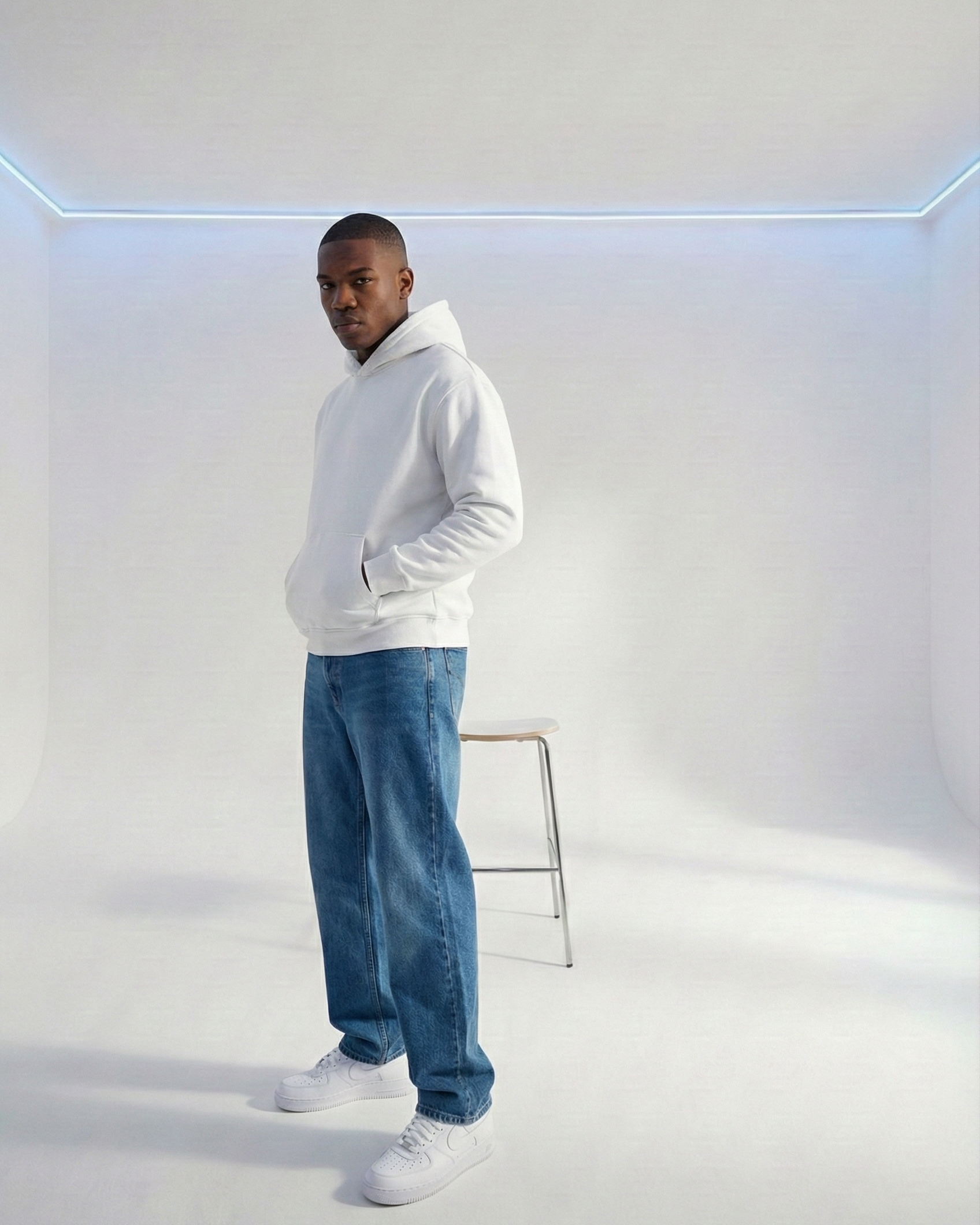 White OS basic hoodie